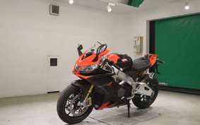APRILIA RSV4 FACTORY 2015
