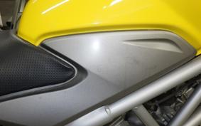 HONDA VTR 250 Gen. 2 2025 MC33