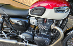 TRIUMPH BONNEVILLE T100 2022 DAD70G