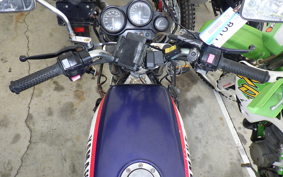 YAMAHA FZR250 2KR