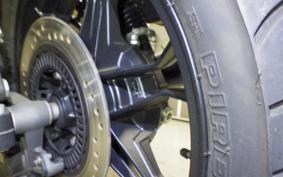 MOTO GUZZI V7 CARBON 2019