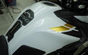 SUZUKI DL650 ( V-Strom 650 ) XTA 2022 C733A