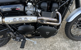 TRIUMPH BONNEVILLE 900 2015 TJ9157