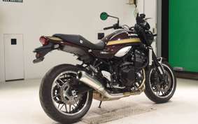 KAWASAKI Z900RS 2025 ZR900K