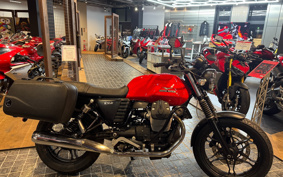 MOTO GUZZI MOTO GUZZI V7 STONE 2019 ZGULW
