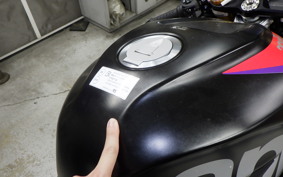 APRILIA RSV4 1100ファクトリ 2024