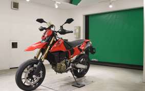 DUCATI HYPERMOTARD698モノ 2024