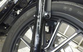 HARLEY XL883N 2013