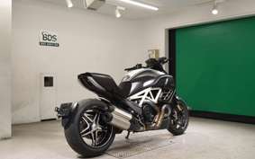 DUCATI DIAVEL AMG 2012