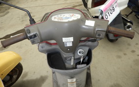 SUZUKI LET's 4 Basket CA43A