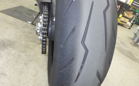 DUCATI STREETFIGHTER V2 2022