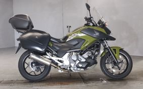 HONDA NC700X DCT RC63