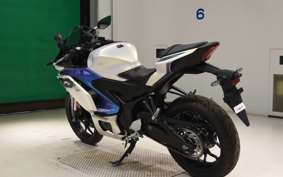 YAMAHA YZF R-3 2025 RH25J