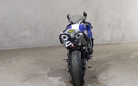 YAMAHA YZF-R1 RN23