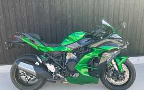 KAWASAKI NINJA H2 2018 ZXT02A