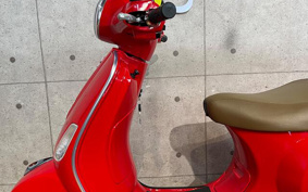 VESPA LX125