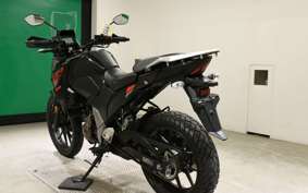 SUZUKI Vストローム250SX 2015