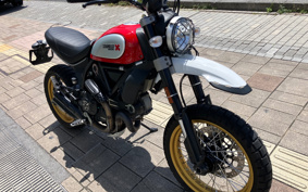 DUCATI SUKU RAN BURA DESERT SU RED 2019