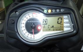 SUZUKI Vｽﾄﾛｰﾑ650A 2012