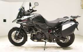 SUZUKI Vｽﾄﾛｰﾑ1000XTA 2019 VU51A