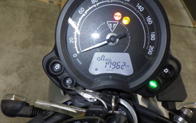TRIUMPH STREET TWIN 2020