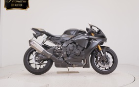 YAMAHA YZF-R1 2018