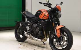 TRIUMPH TRIDENT 660 2023