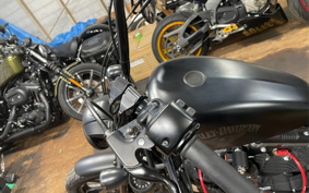 HARLEY XL883N 2018 LE2