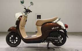 YAMAHA VINO 50 Gen.4 1995 AY02
