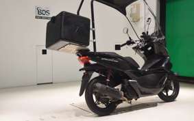 HONDA PCX150-2ﾔﾈﾂｷ KF18