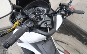 HONDA SILVERWING400GT 2010 NF03