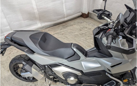 HONDA X-ADV 750 2025 RH21