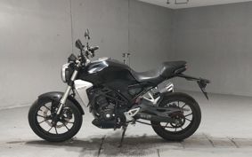 HONDA CB250R MC52