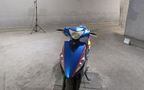 SUZUKI GSR125 UTD44