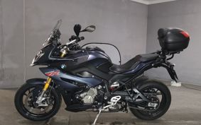 BMW S1000XR 2017 0D03