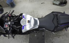 YAMAHA YZF-R1 M 2025