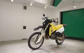 SUZUKI TS200R 2023 SH12A