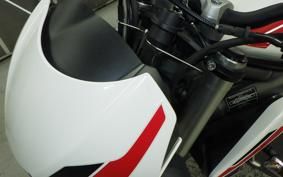 TRIUMPH STREET TRIPLE S 2020