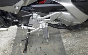HONDA VFR800X 2015