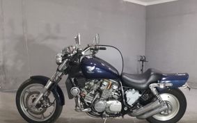 HONDA MAGNA 750 1987 RC28