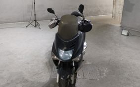 YAMAHA MAJESTY 125 SE27