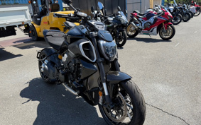 DUCATI DIAVEL V4 2023