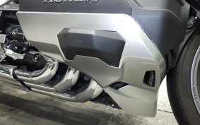 HONDA GL 1800 GOLD WING TOUR DCT 2018 SC79