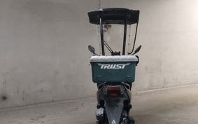 YAMAHA TRICITY 125 SE82J