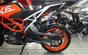 KTM 390 DUKE 2019 JPJ40