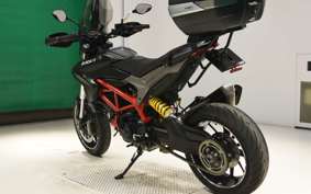 DUCATI HYPERMOTARD 820 2014