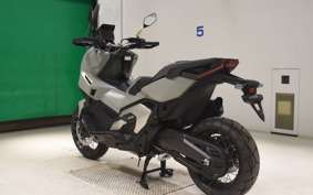 HONDA X-ADV 750 2026 RH21