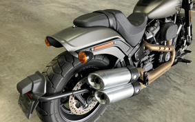 HARLEY FXFBS 2018 YLK