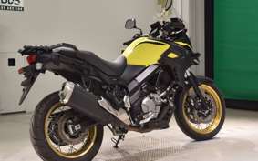 SUZUKI Vｽﾄﾛｰﾑ650XTA 2021 C733A