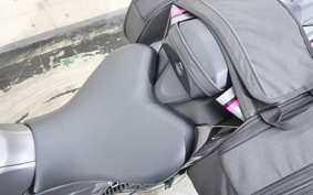 YAMAHA YZF-R7 2024 RM39J